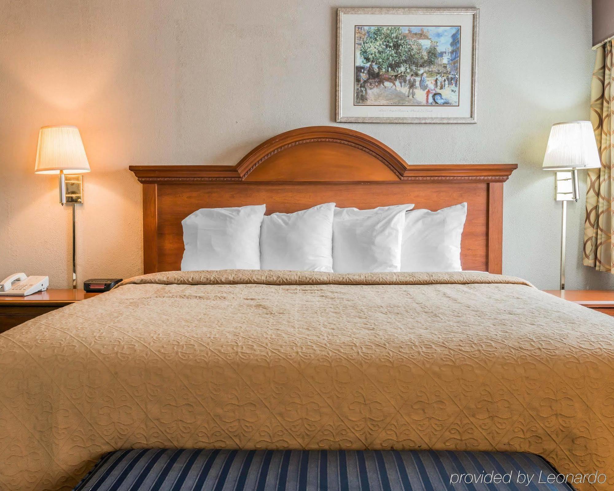 Quality Inn Grand Rapids North Walker Kültér fotó