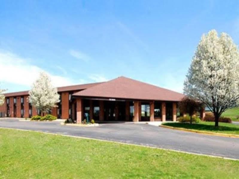 Quality Inn Grand Rapids North Walker Kültér fotó